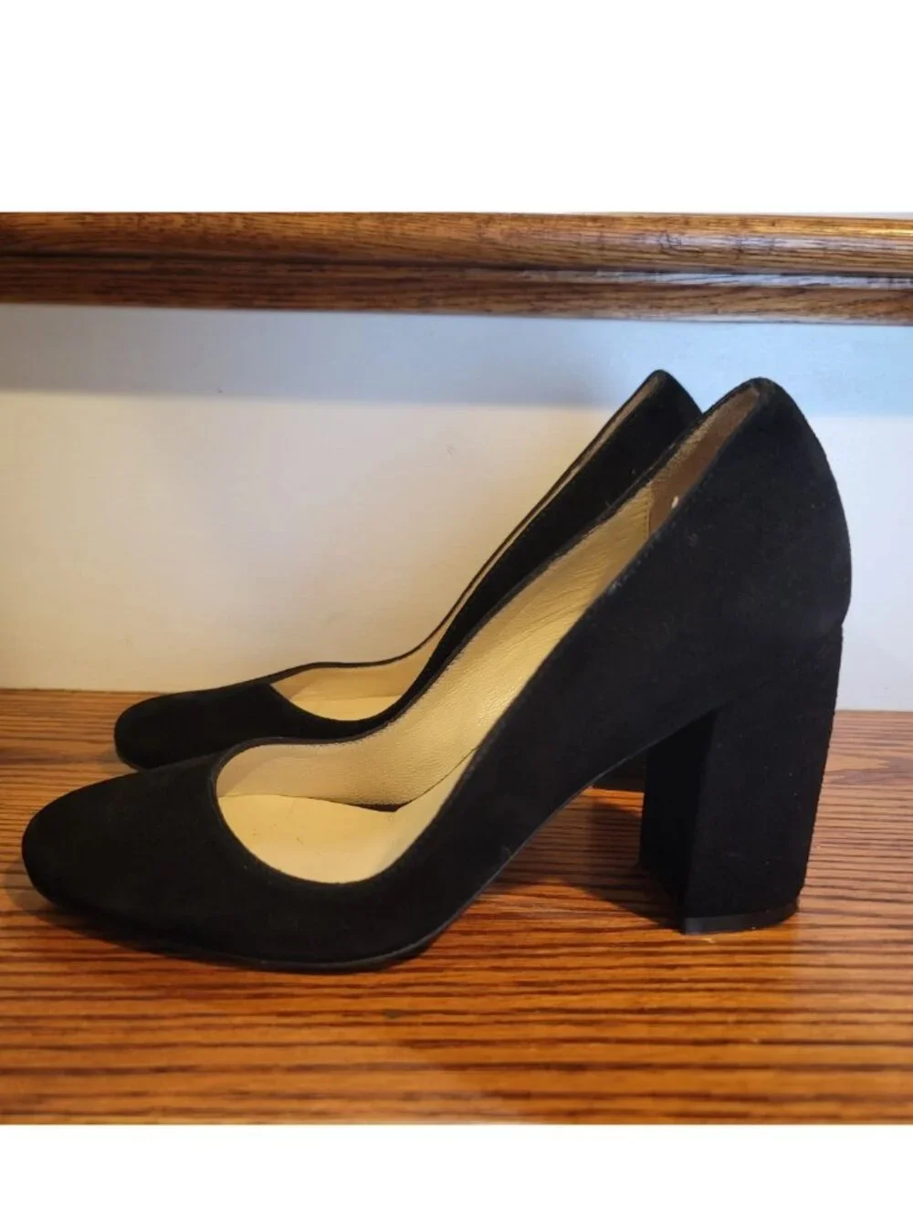 BUTTER Made In Italy Black Ladies Business Dress Shoes Suede Chunky Heels sz 7